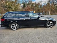 Gebraucht Mercedes E220 170 PS (125 kW) 2015 Schwarz Kombi