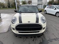 Gebraucht Mini Cooper 136 PS (100 kW) 2019 Weiß Kleinwagen