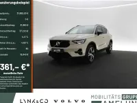 Używany Volvo XC40 Plus 163 KM (119 kW) 2025 Beżowy SUV
