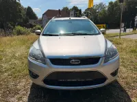 Gebraucht Ford Focus 108 PS (79 kW) 2010 Silber Kombi