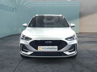 Używany Ford Focus ST-Line 155 KM (114 kW) 2023 Srebrny Minivan