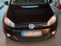 Gebraucht VW Golf VI 105 PS (77 kW) 2011 Schwarz Kleinwagen