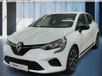 Gebraucht Renault Clio V Equilibre 91 PS (66 kW) 2022 Weiß Limousine
