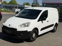 Gebraucht Peugeot Partner Avantage 85 PS (62 kW) 2012 Weiß Van / Kleinbus