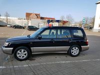Gebraucht Subaru Forester 125 PS (91 kW) 2001 Schwarz SUV
