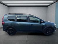 Gebraucht Dacia Jogger 101 PS (74 kW) 2024 Grün Van / Kleinbus