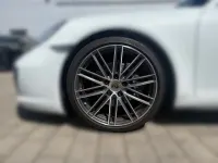 Gebraucht Porsche 911 370 PS (272 kW) 2022 Weiß Cabrio