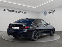 Gebraucht BMW 330 Performance 245 PS (180 kW) 2024 Saphirschwarz Limousine