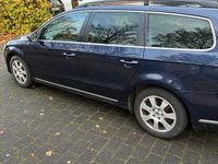 Gebraucht VW Passat Highline 122 PS (89 kW) 2011 Blau Kombi