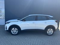 Gebraucht Peugeot 3008 Active 131 PS (96 kW) 2023 Weiß SUV