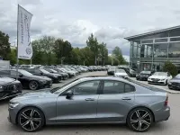 Gebraucht Volvo S60 R-Design 250 PS (183 kW) 2019 Grau Limousine