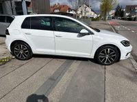 Gebraucht VW Golf VII Highline 150 PS (110 kW) 2018 Weiß Kleinwagen