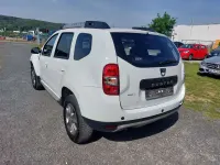Gebraucht Dacia Duster Prestige 125 PS (91 kW) 2016 Gletscherweiss SUV