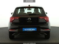 Gebraucht VW Polo Life 95 PS (69 kW) 2022 Schwarz Kleinwagen