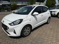 Gebraucht Hyundai i10 Select 67 PS (49 kW) 2021 Weiß Kleinwagen