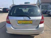 Gebraucht Honda Jazz LS 83 PS (61 kW) 2006 Silber Kleinwagen