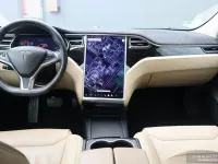 Used Tesla Model S 309 kW (421 HP) 2017 Red Hatchback