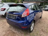 Gebraucht Ford Fiesta Titanium 101 PS (74 kW) 2015 Deep impact blue (metallic) Kleinwagen