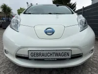 Gebraucht Nissan Leaf Acenta 80 kW (109 PS) 2016 Weiß Kleinwagen