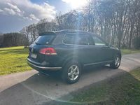 Gebraucht VW Touareg 262 PS (192 kW) 2016 Schwarz SUV