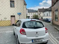 Gebraucht Renault Clio 75 PS (55 kW) 2012 Weiß Kleinwagen