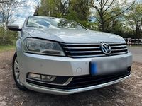 Gebraucht VW Passat 2011 Grau Limousine