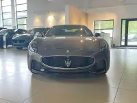 Neu Maserati GranCabrio 491 PS (361 kW) 2026 Grau Cabrio