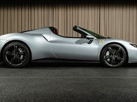 Neu Ferrari 296 2025 Silber Cabrio