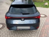 Używany Seat Leon ST FR 150 KM (110 kW) 2022 Szary Kombi