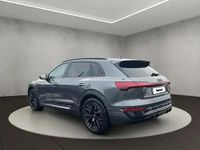 Gebraucht Audi Q8 e-tron Ambiente 300 kW (408 PS) 2023 Daytonagrau perleffekt SUV