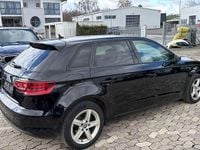 Gebraucht Audi A3 Attraction 110 PS (80 kW) 2016 Schwarz Limousine