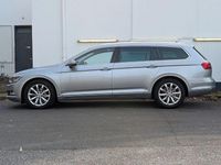 Gebraucht VW Passat Highline 150 PS (110 kW) 2018 Pyritsilber metallic Kombi