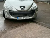 Gebraucht Peugeot 308 105 PS (77 kW) 2010 Silber Kleinwagen