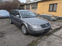 Gebraucht VW Passat 131 PS (96 kW) 2002 Grau Kombi