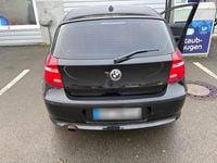 Gebraucht BMW 116 122 PS (89 kW) 2010 Schwarz Kleinwagen
