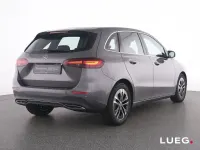 Gebraucht Mercedes B180 Progressive 136 PS (100 kW) 2025 Grau Kleinwagen