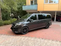 Gebraucht Mercedes V300 Avantgarde Edition 239 PS (175 kW) 2020 Grau Van / Kleinbus