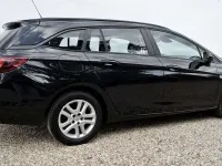Gebraucht Opel Astra 145 PS (106 kW) 2022 Onyx schwarz Kleinwagen