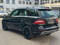Gebraucht Mercedes ML350 258 PS (189 kW) 2014 Schwarz SUV