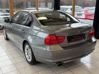 Gebraucht BMW 320 Comfort Edition 170 PS (125 kW) 2009 Grau Limousine