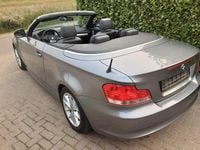 Gebraucht BMW 118 Cabriolet Performance 143 PS (105 kW) 2010 Grau Cabrio
