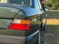 Gebraucht Mercedes E300 180 PS (132 kW) 1987 Grün Limousine