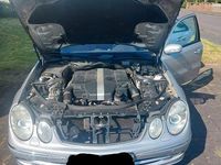 Gebraucht Mercedes E320 Classic 225 PS (165 kW) 2004 Silber Limousine