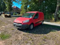 Gebraucht Peugeot Partner 75 PS (55 kW) 2015 Rot Van / Kleinbus