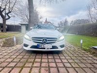 Gebraucht Mercedes C300 245 PS (180 kW) 2019 Weiß Limousine