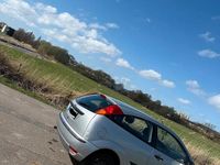 Second-hand Ford Focus 75 CP (55 kW) 2004 Gri Hatchback
