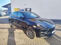 Gebraucht Porsche Macan Basis 245 PS (180 kW) 2019 Tiefschwarzmetallic SUV