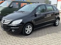 Gebraucht Mercedes B160 95 PS (69 kW) 2010 Schwarz Kleinwagen
