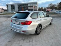 Gebraucht BMW 318 143 PS (105 kW) 2012 Silber Kombi