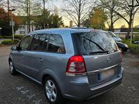 Gebraucht Opel Zafira 116 PS (85 kW) 2008 Silber Van / Kleinbus